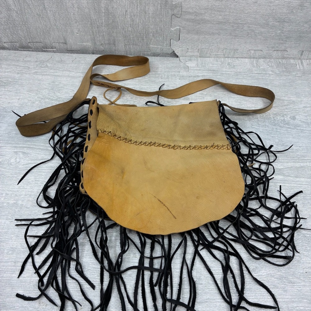 Vintage Trailwalker Fringe Crossbody Bag Women's Small Tan Black Leather Western